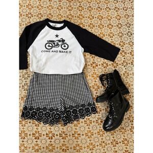 J. Crew Black/White Gingham &‎ Embroidered Eyelet Short Sz 4